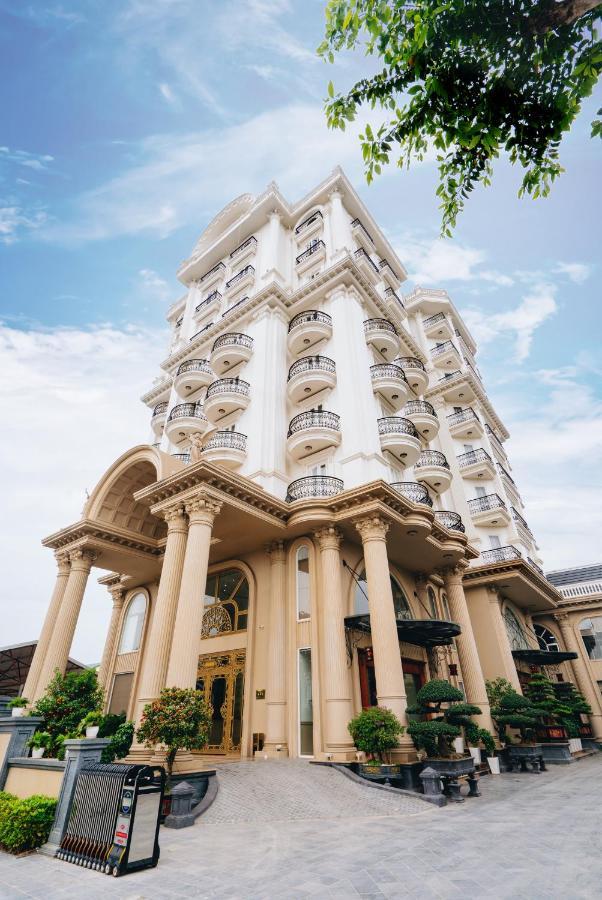Manh Quan Luxury Hotel Vinh Yen Esterno foto