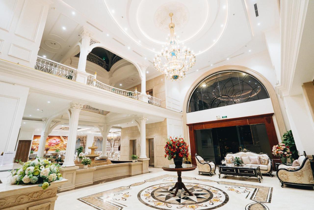 Manh Quan Luxury Hotel Vinh Yen Esterno foto